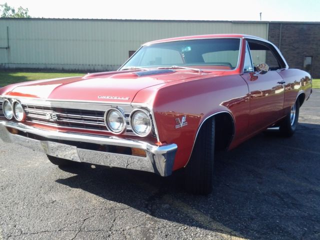 1967 RED Chevrolet Chevelle Coupe