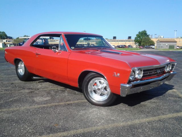 1967 RED Chevrolet Chevelle Coupe