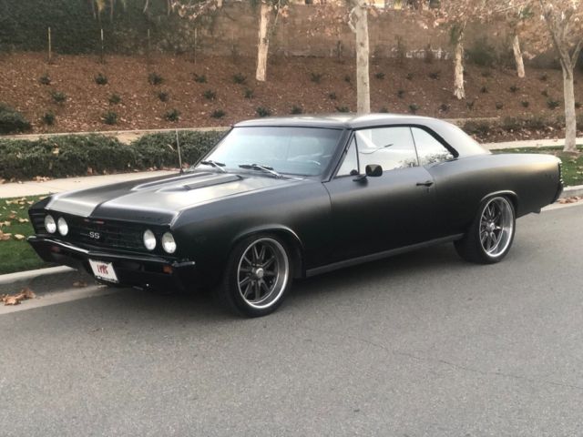 1967 Blue Chevrolet Chevelle Coupe