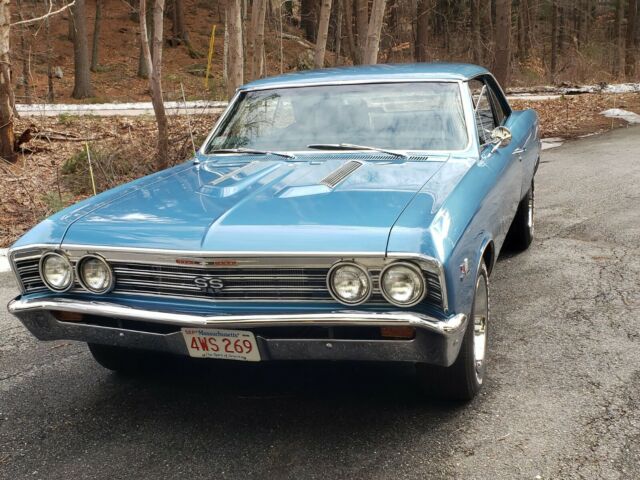 1967 Blue Chevrolet Chevelle Super sports coupe