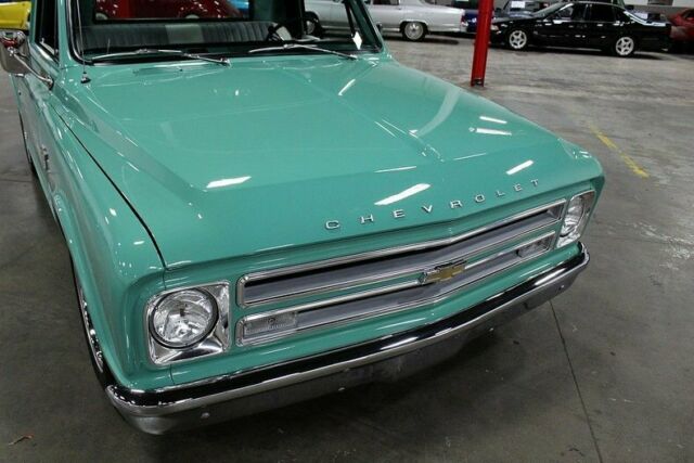 1967 Aqua Chevrolet C-10 --