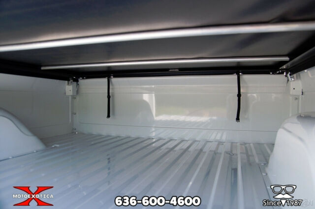 1967 White Chevrolet C-10 Fleetside