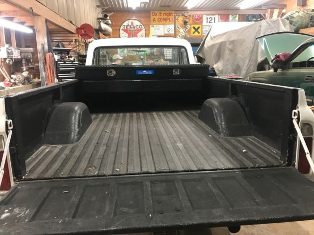 1967 White Chevrolet C-10 Standard Cab Pickup