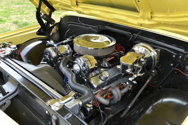 1967 White Chevrolet C-10 Standard Cab Pickup