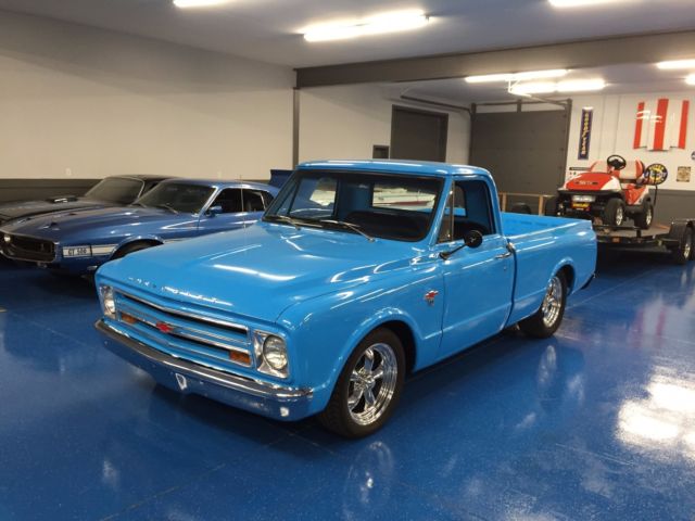 1967 Blue Chevrolet C-10 Pickup