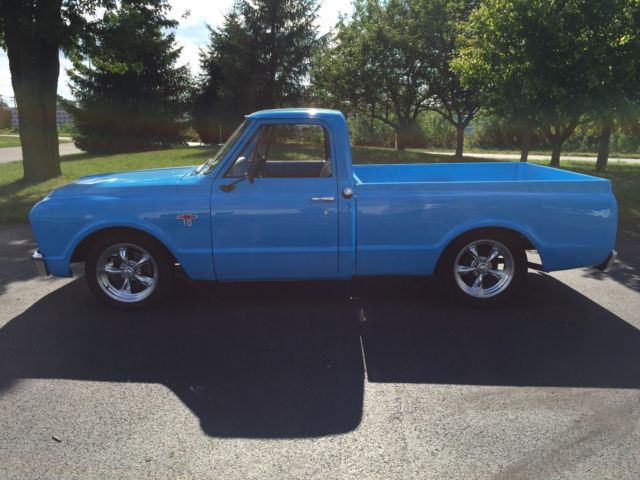 1967 Blue Chevrolet C-10 Pickup