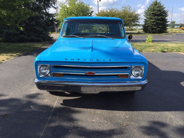 1967 Blue Chevrolet C-10 Pickup