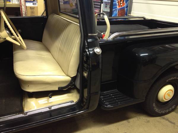 1967 Green Chevrolet C-10 Standard Cab Pickup