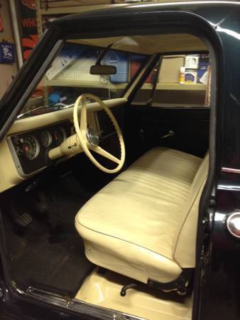 1967 Green Chevrolet C-10 Standard Cab Pickup