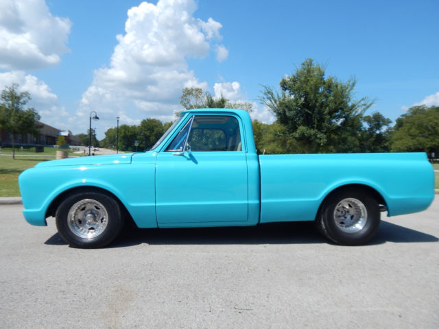 1967 Blue Chevrolet C-10 Standard Cab Pickup