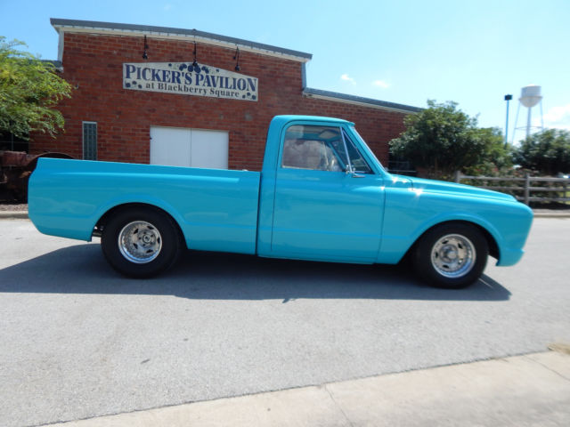 1967 Blue Chevrolet C-10 Standard Cab Pickup