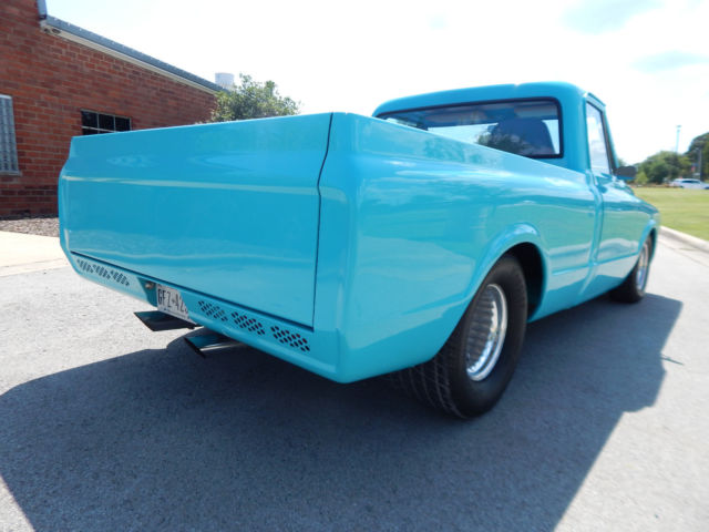 1967 Blue Chevrolet C-10 Standard Cab Pickup