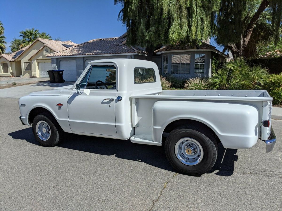 1967 White Chevrolet C-10 Standard Cab Pickup