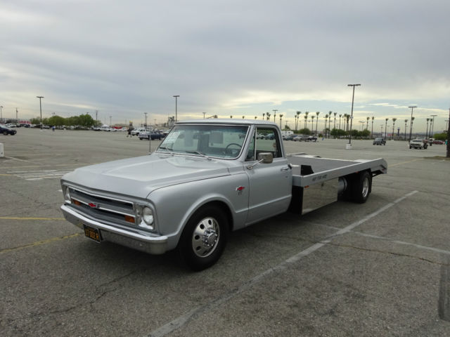 1967 White Chevrolet Car Hauler Reg. Cab