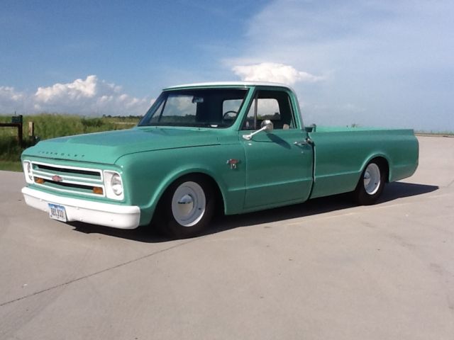 1967 Green Chevrolet C-10 Pickup