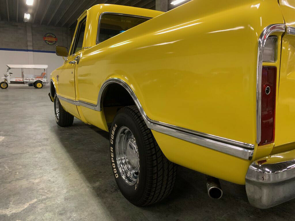 1967 Yellow Chevrolet C10