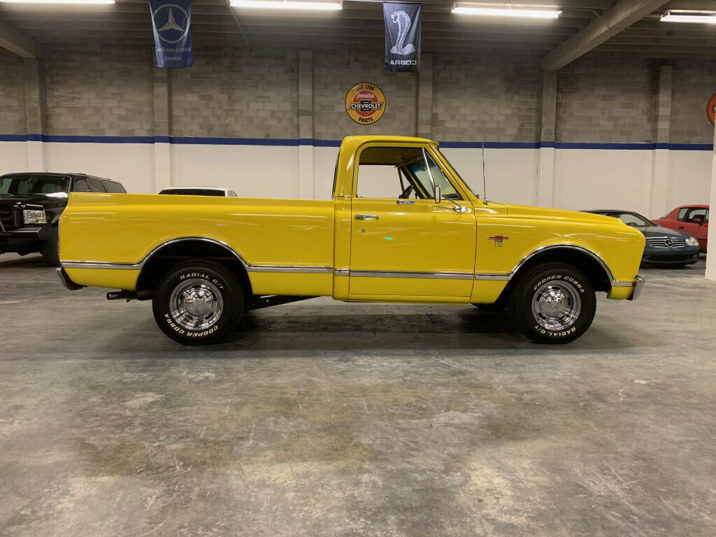 1967 Yellow Chevrolet C10