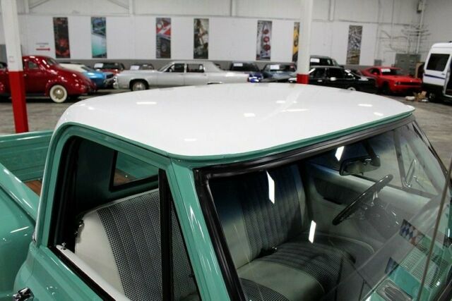 1967 Aqua Chevrolet C-10 --