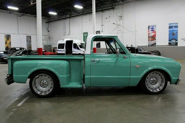 1967 Aqua Chevrolet C-10 --