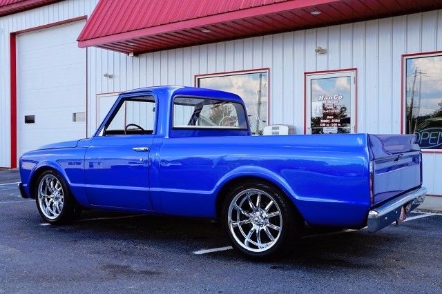 1967 Blue Chevrolet C-10 --