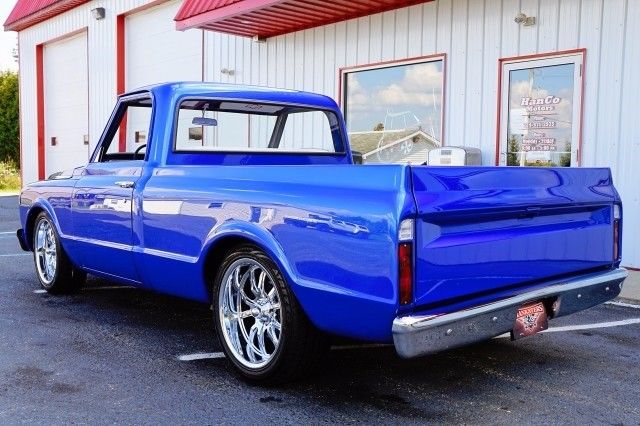1967 Blue Chevrolet C-10 --