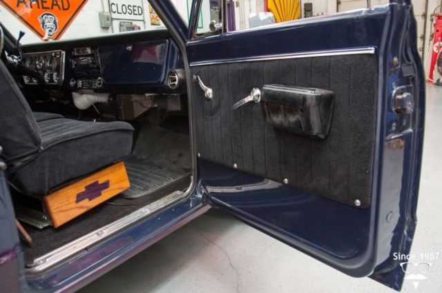 1967 Blue Chevrolet C-10 Standard Cab Pickup