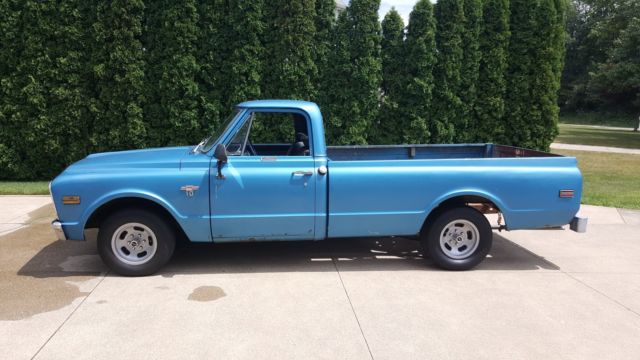 1967 Blue Chevrolet C-10 Standard Cab Pickup
