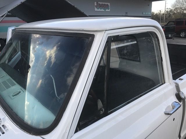 1967 White Chevrolet C-10 Standard Cab Pickup