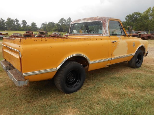 1967 Yellow Chevrolet C-10