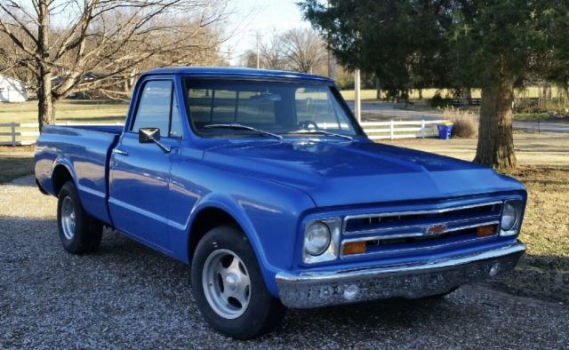 1967 Blue Chevrolet C-10 SWB Pickup