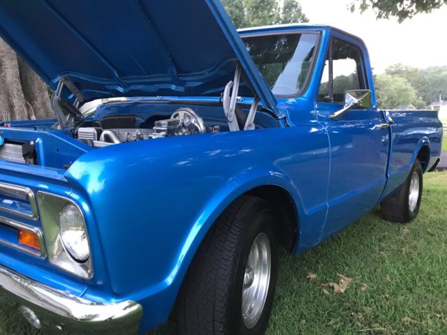 1967 Blue Chevrolet C-10 SWB Pickup