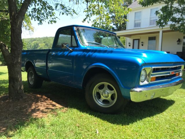 1967 Blue Chevrolet C-10 SWB Pickup