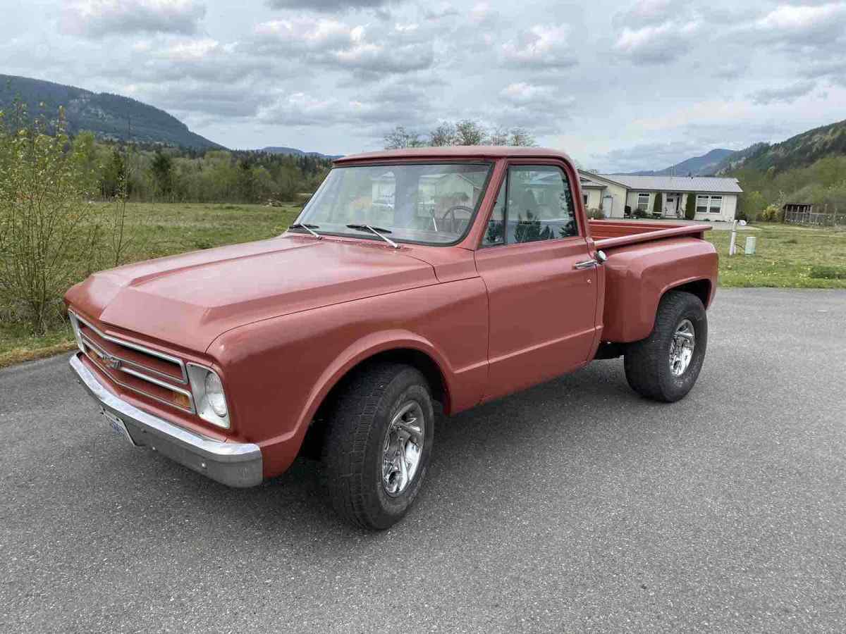1967 Orange Chevrolet c/20