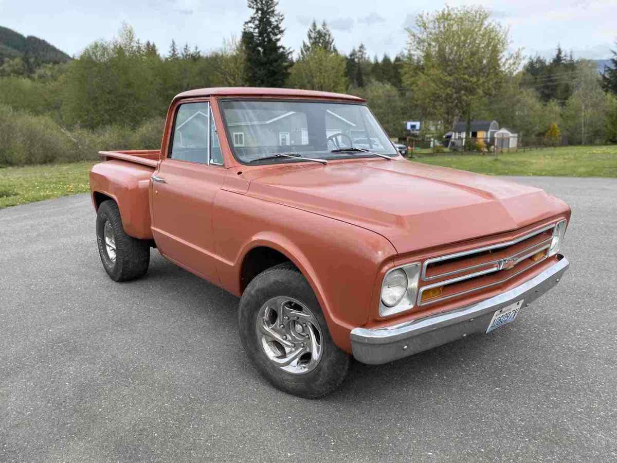 1967 Orange Chevrolet c/20