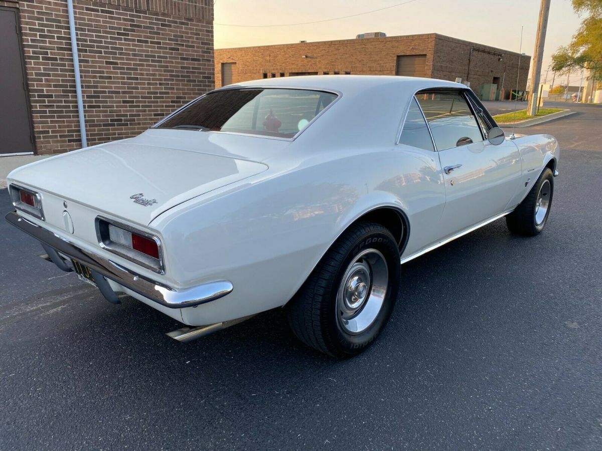 1967 White Chevrolet Camaro Coupe