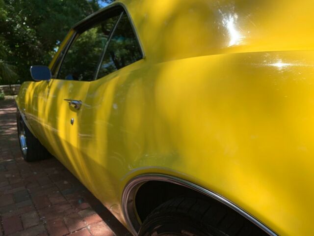 1967 Yellow Chevrolet Camaro Coupe