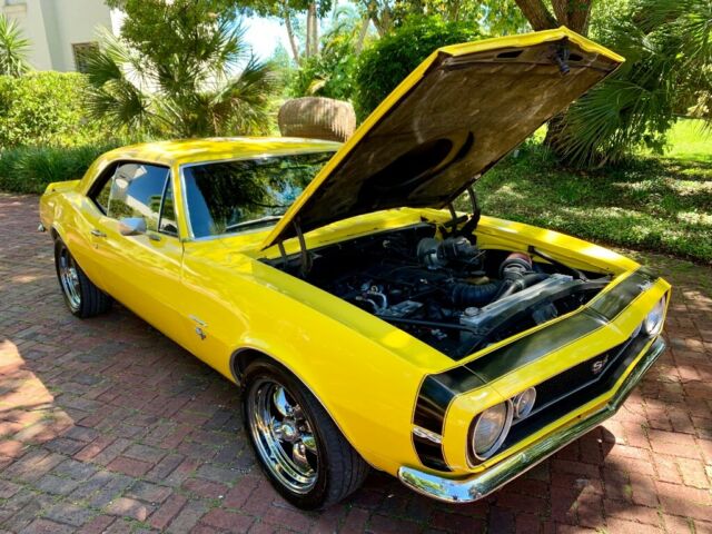 1967 Yellow Chevrolet Camaro Coupe