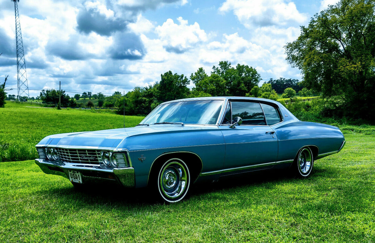 1967 Blue Chevrolet Caprice Coupe