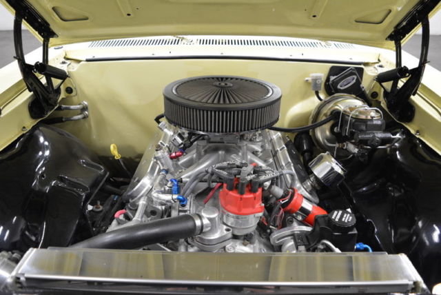 1967 Yellow Chevrolet Chevelle --