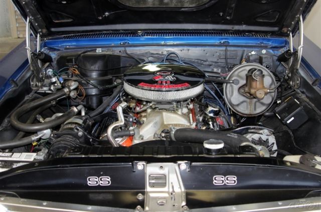 1967 Blue Chevrolet Chevelle Coupe