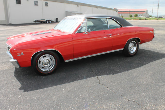 1967 Red Chevrolet Chevelle Coupe