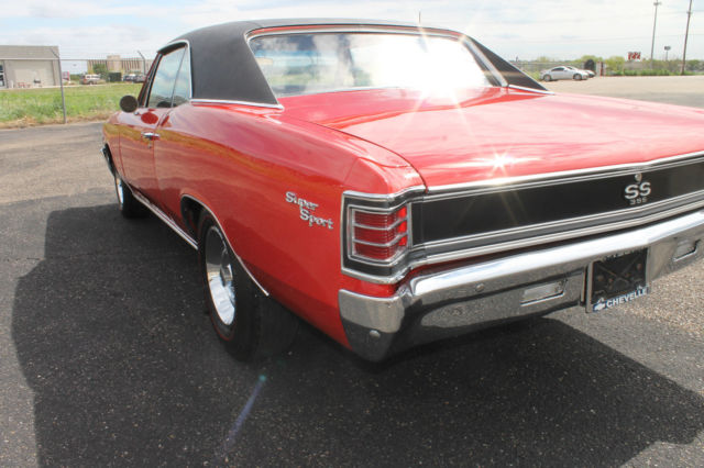 1967 Red Chevrolet Chevelle Coupe