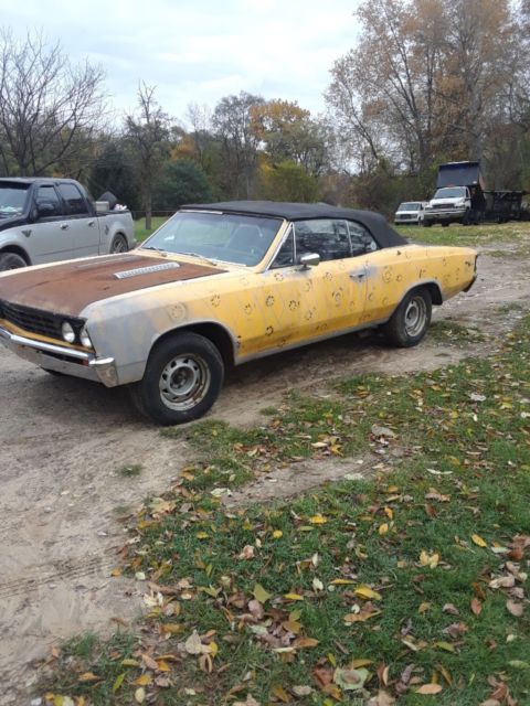 1967 Yellow Chevrolet Chevelle Convertible