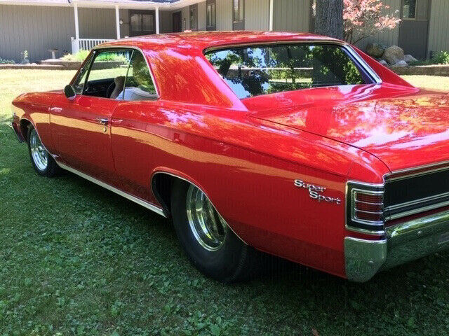 1967 Red Chevrolet Chevelle Coupe