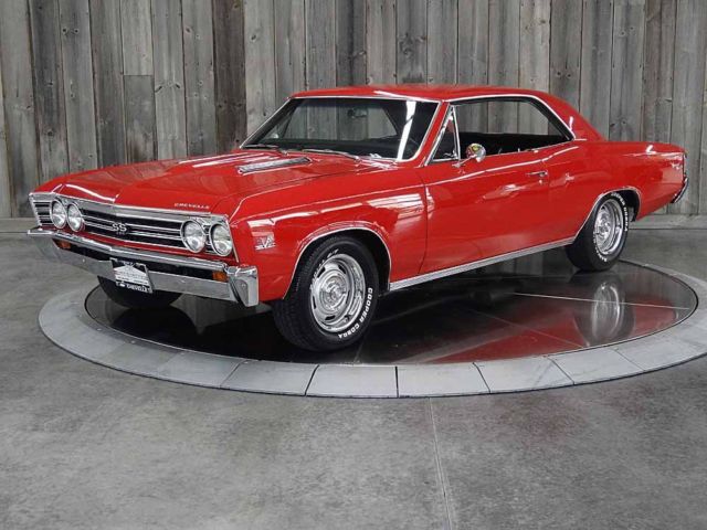 1967 Red Chevrolet Chevelle 396 V8 AC AUTOMATIC
