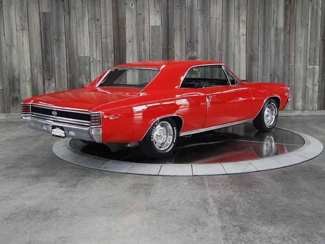1967 Red Chevrolet Chevelle 396 V8 AC AUTOMATIC