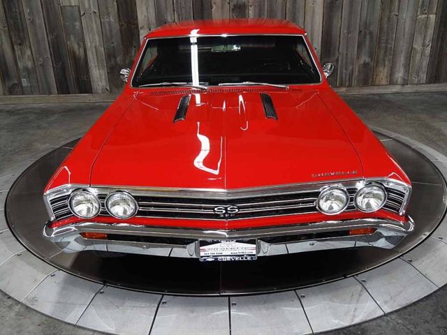 1967 Red Chevrolet Chevelle 396 V8 AC AUTOMATIC