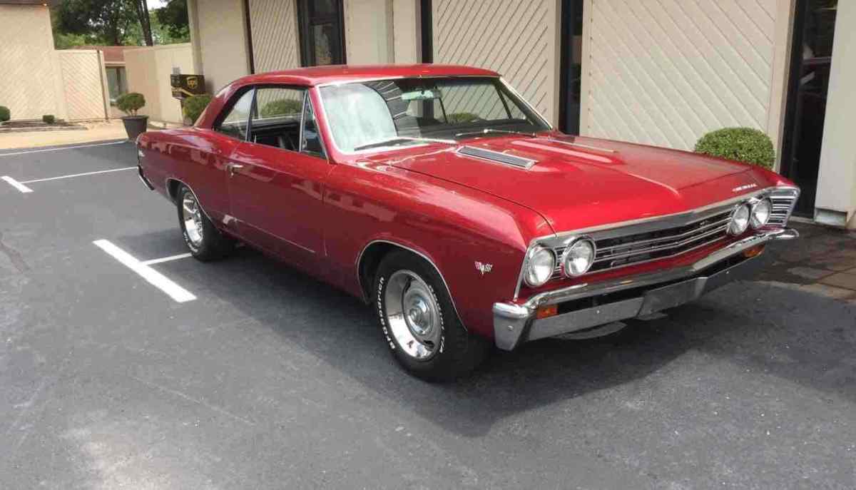 1967 Red Chevrolet Chevelle
