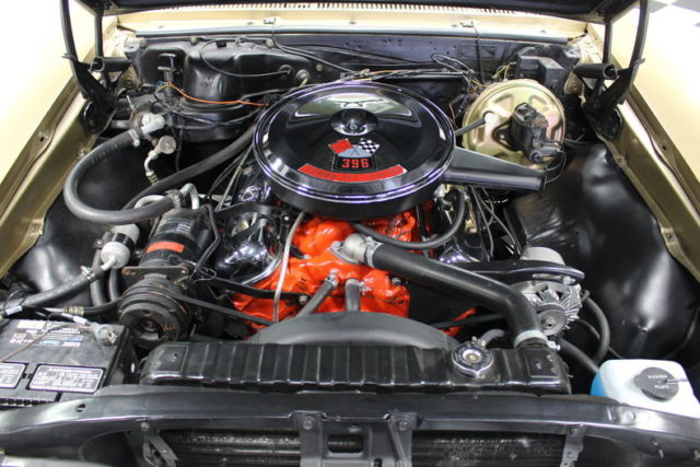 1967 Gold Chevrolet Chevelle Coupe