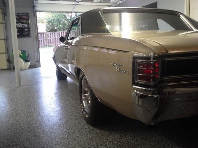 1967 Gold Chevrolet Chevelle Hardtop